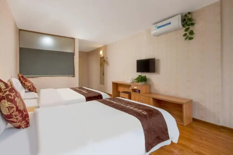 Leo Boutique Hotel