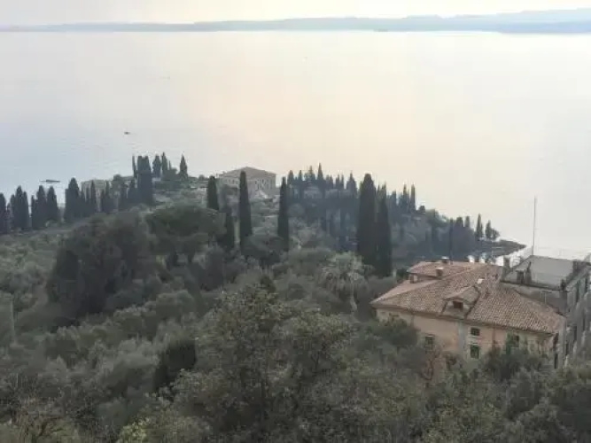 Relais Castei Del Garda
