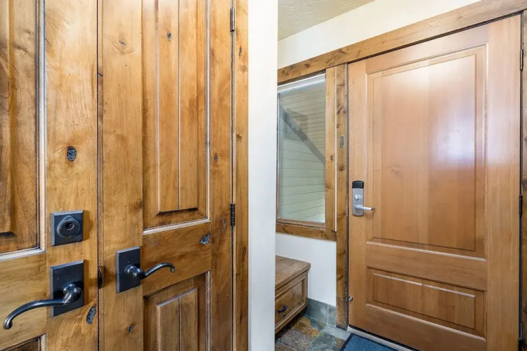 Lodge E301 - 2 Br Condo