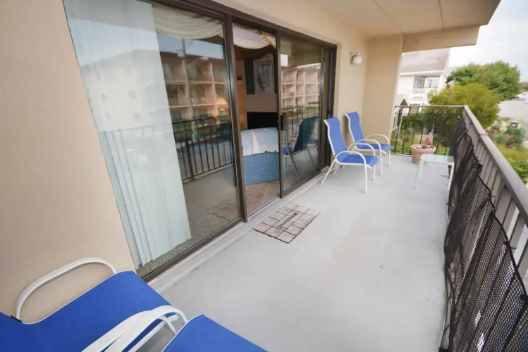 Summer Palace 7 - 2 Br Condo