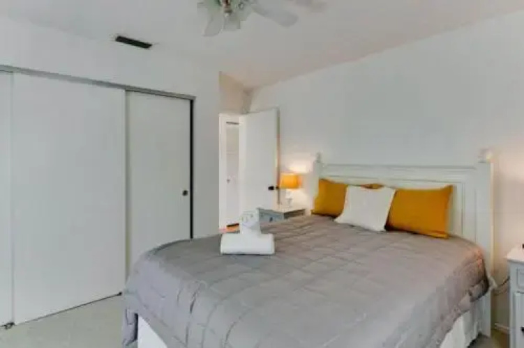 North Beach Village Unit 40