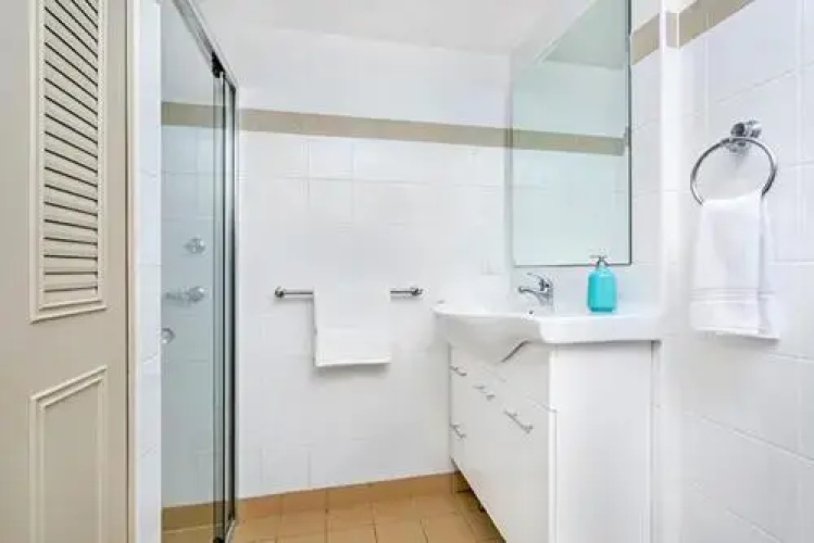 The Apartment Service HELP7