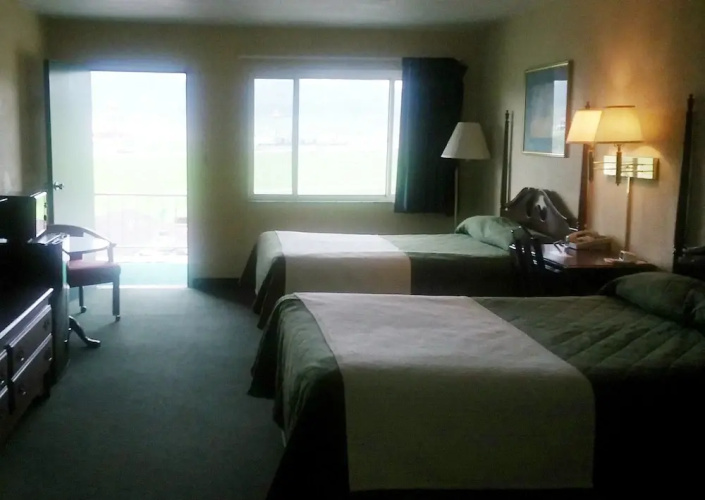 Sutton Lane Motel