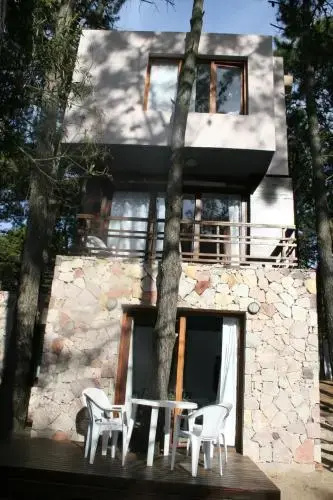 Punta Piedras, Cabañas de mar.