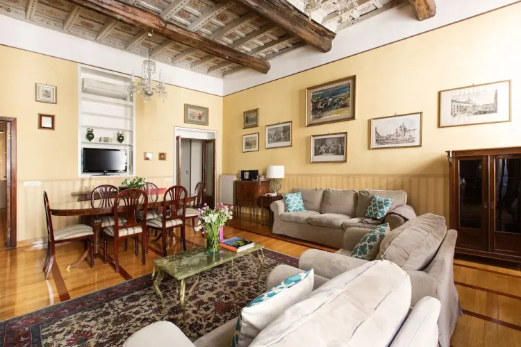 Villa Croce 3000