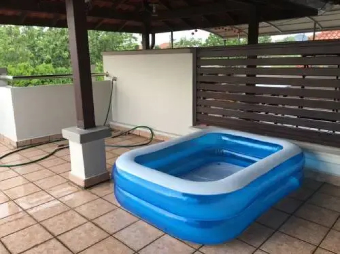 Shiny Homestay