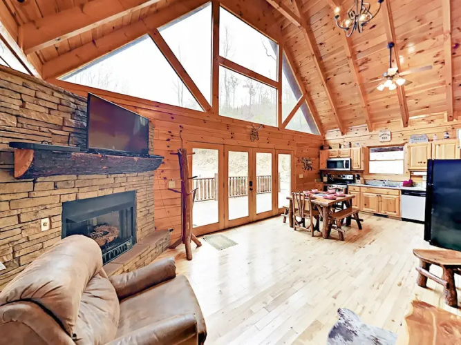 Moonshine Mountain Lodge - 2 Br Cabin