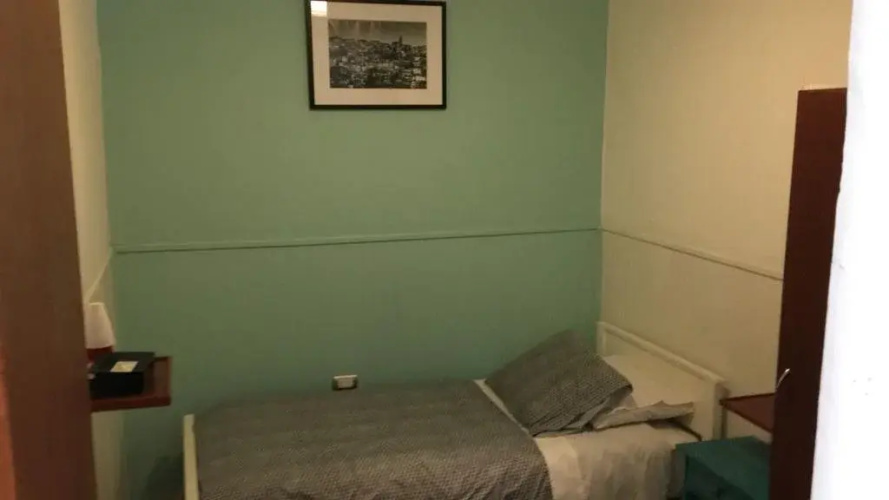 Piazza Inn Hostel