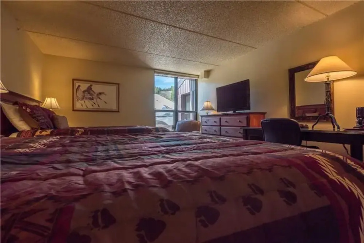 Mountain Plaza Condominium 627 - 2 Br Condo
