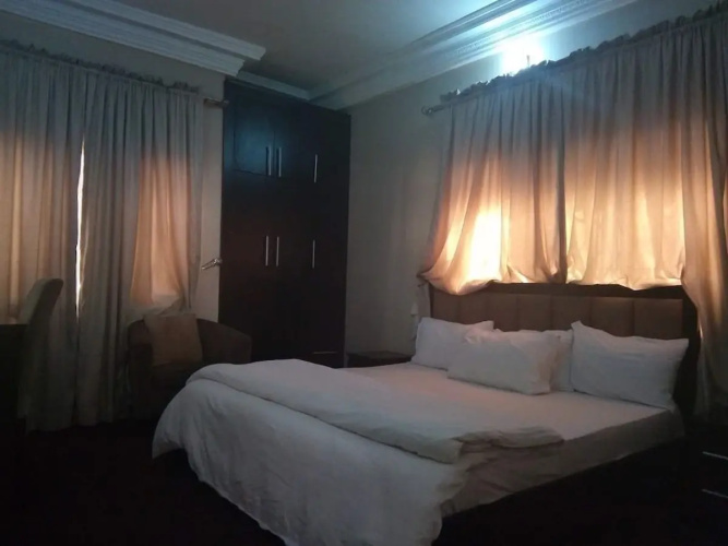 Jat Suites