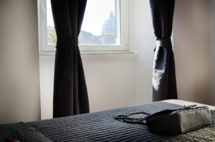 Small Luxury rent room