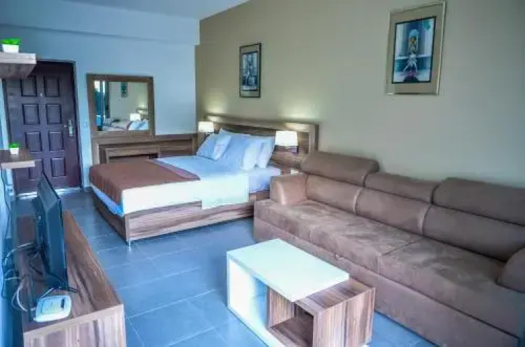 Hotel & Beach Club Mediterraneo Liman