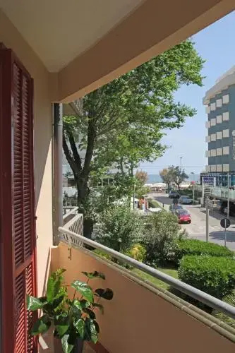 Aris Residence