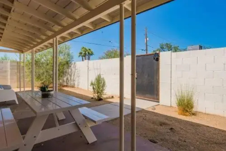 2BR HomeCentral Phoenix by WanderJaunt
