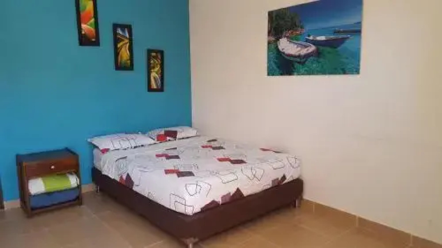 Hostal El Hangar