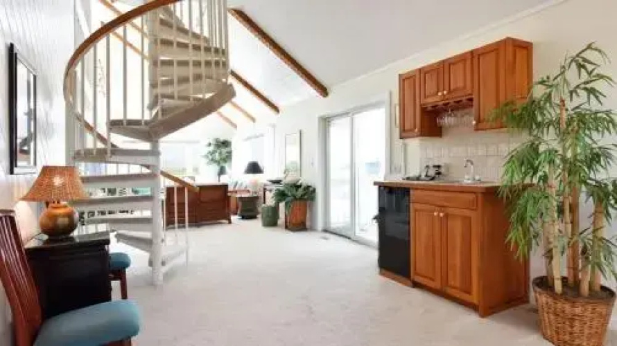 Bayley's Light - 5 Br Home