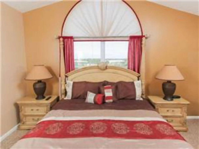 Sandra's Windsor Palms Villa *
