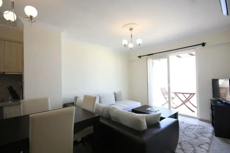 Important Group Royal Heights Residence