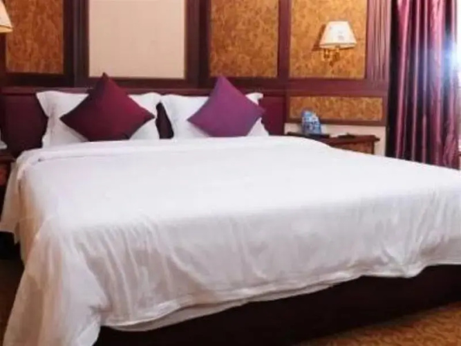 Colorful City Hotel