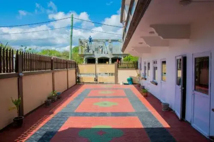 Sunshine Villa