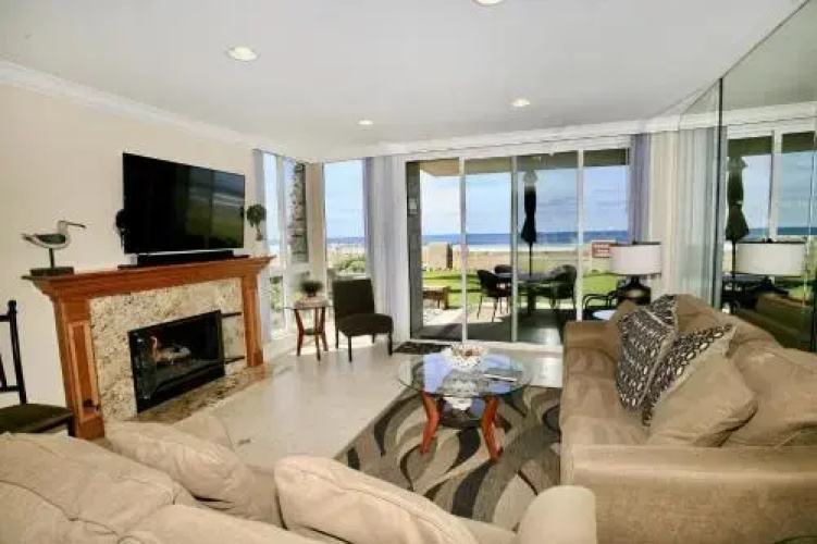 D23 - Oceanfront Paradise - 2 Br Condo