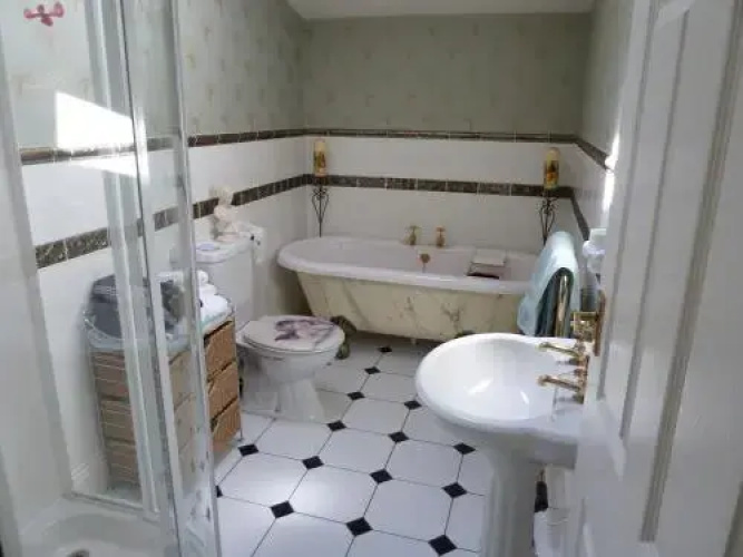 Bage House Bed and Breakfast