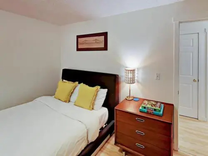 8323 43rd Ave S Home
