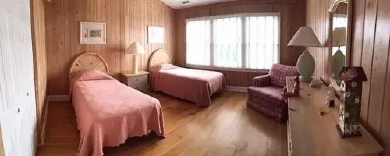 Cypress Hall 6 Bedroom Home by RedAwning