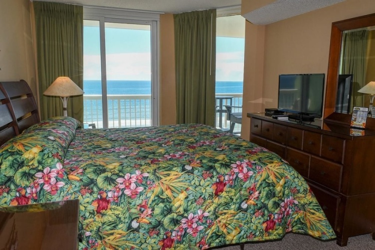 Paradise Pointe 6C - 3 Br Condo