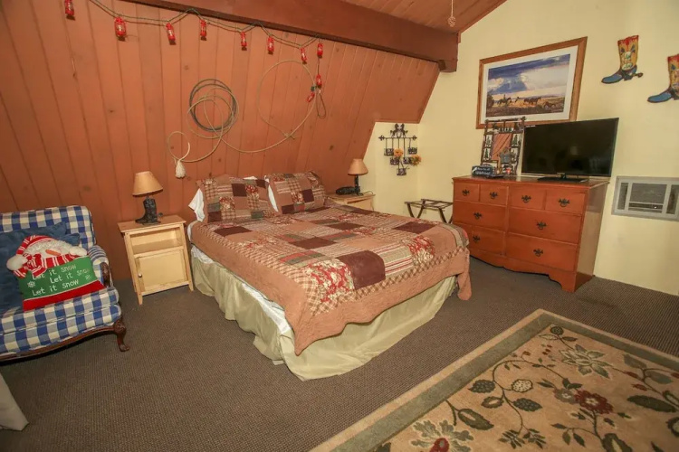 Bear Trap Cabin
