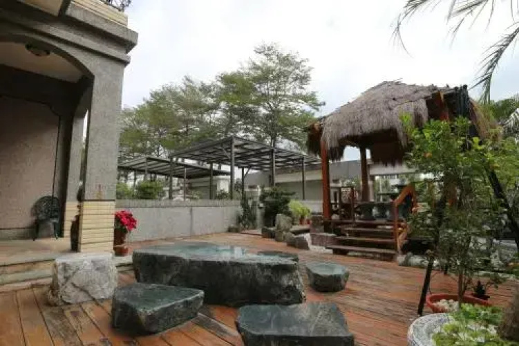 Pony Homestay