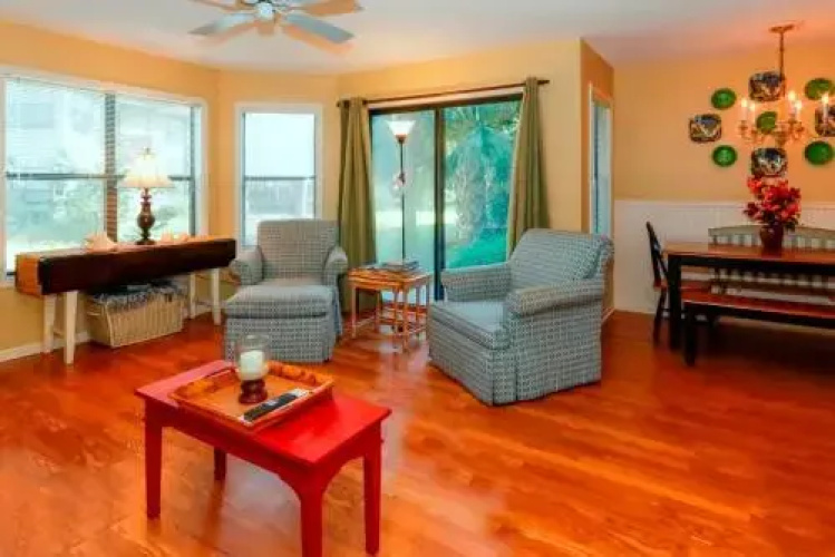 Harbour Oaks # 111