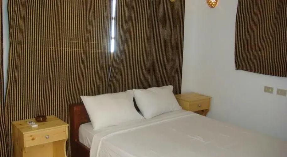 Happy Land Hotel