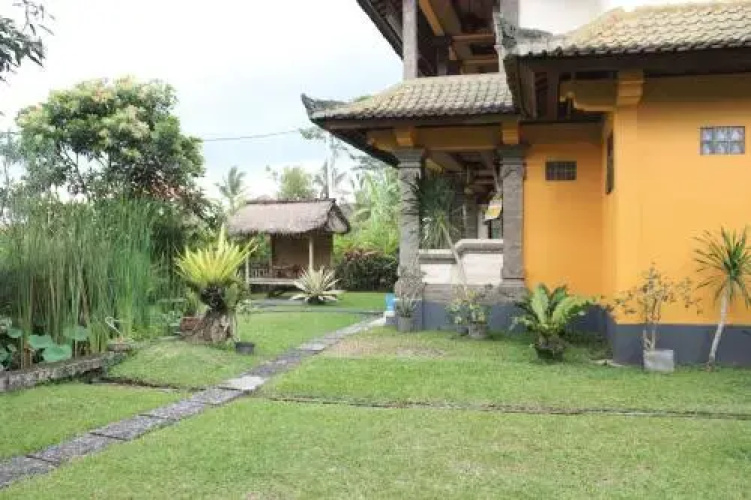 嘭嘭旅馆(BOM BOM House)