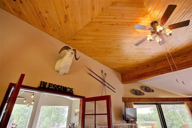 Alaska's Heritage Lodge