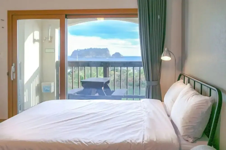 Jeju Ocean Tree Pension