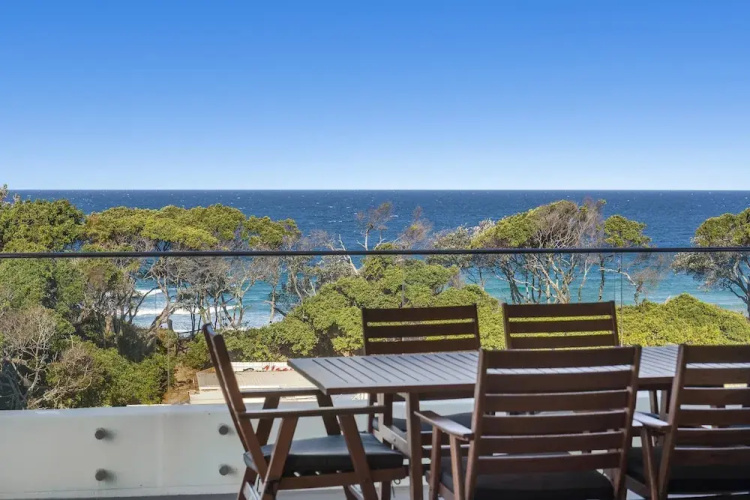 Iroise Beachside Apartment