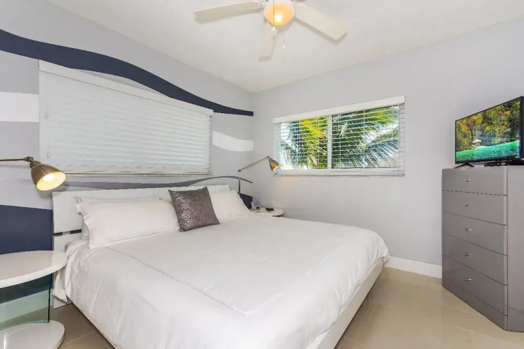 Affinity Riverside Five - Big Pool, Dock, Views, Walk To Beach