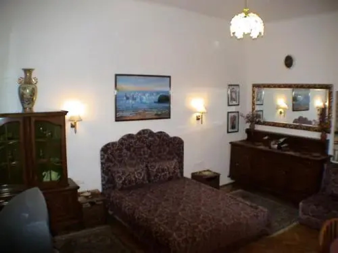 Garibaldi Guesthouse Apartments