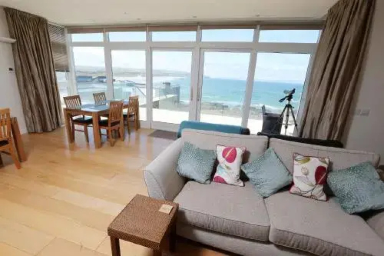 At The Beach Rooms