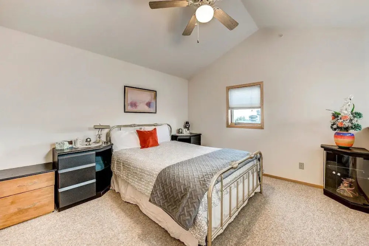 Lake Forest 304F