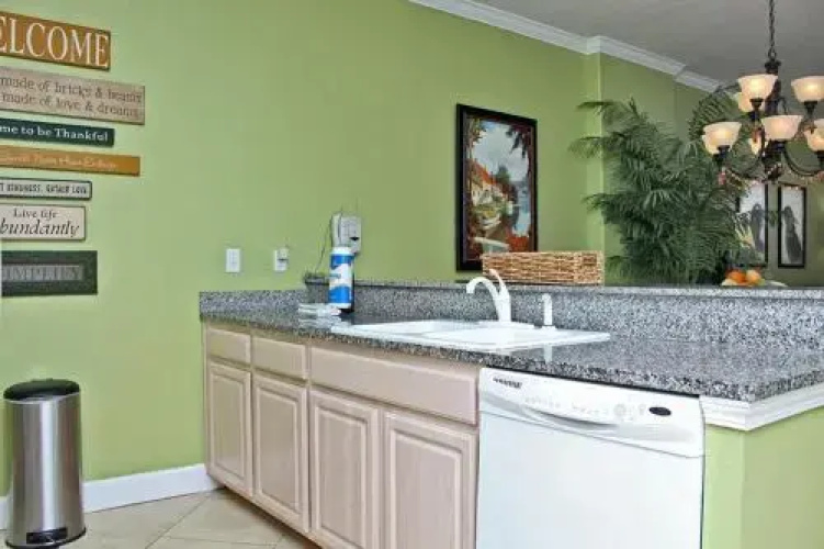 Grand Pointe 505