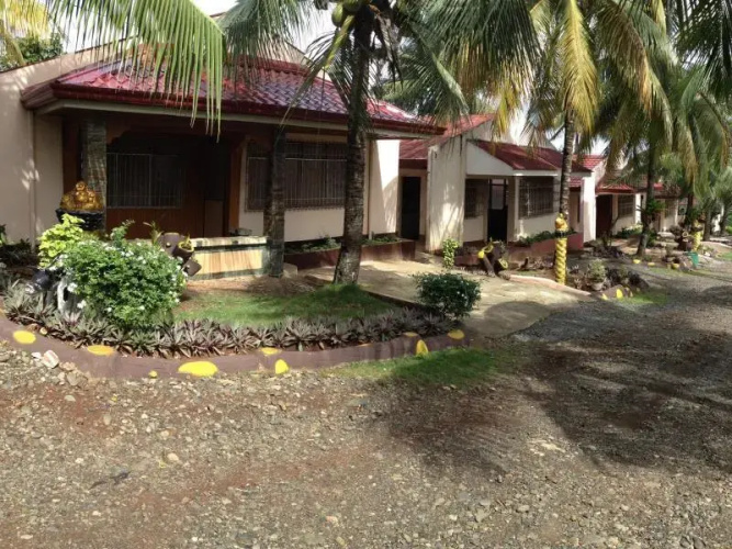 R and R Private Homes