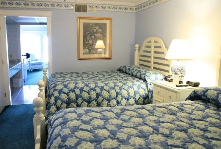 Lilac Tree Suites