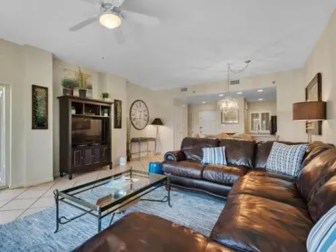 Tops'l Beach Manor 0113
