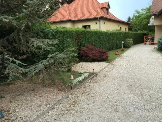 Attila Villa