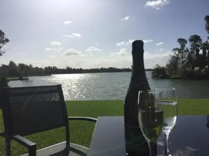 Waterside Holiday Rentals Unit 31