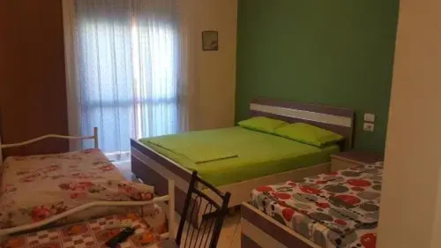Dhoma Dhe Garsonjere