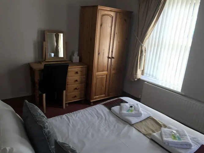 The Dillwyn Arms Hotel