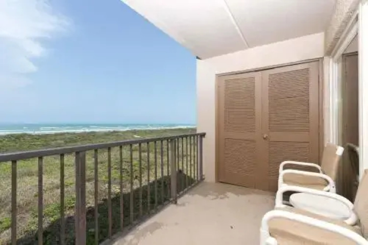 Beach House I Condominium 203